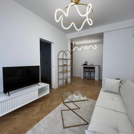 Bucharest City Center Apt Victoriei St Exterior foto
